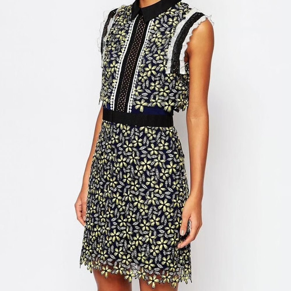 Self-Portrait Eleina Sculpted Daisy Dress - Size 2